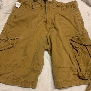 Men’s size 34 dark khaki cargo shorts Trailer brand